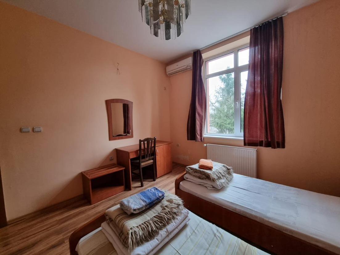 Family Hotel Rujeta Семеен Хотел Ружета - Идеален Център Pavlikeni 외부 사진
