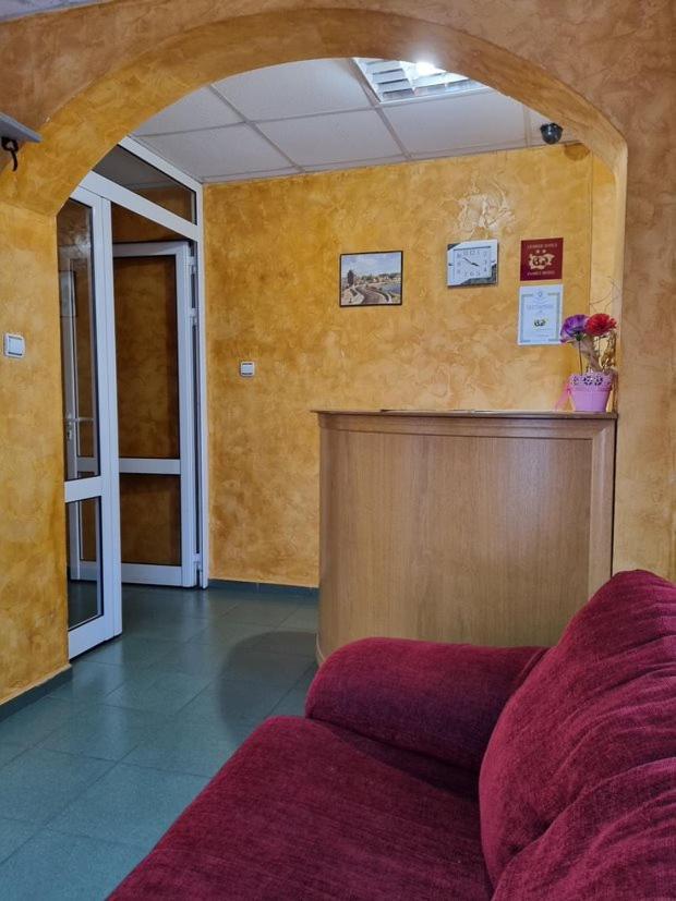 Family Hotel Rujeta Семеен Хотел Ружета - Идеален Център Pavlikeni 외부 사진